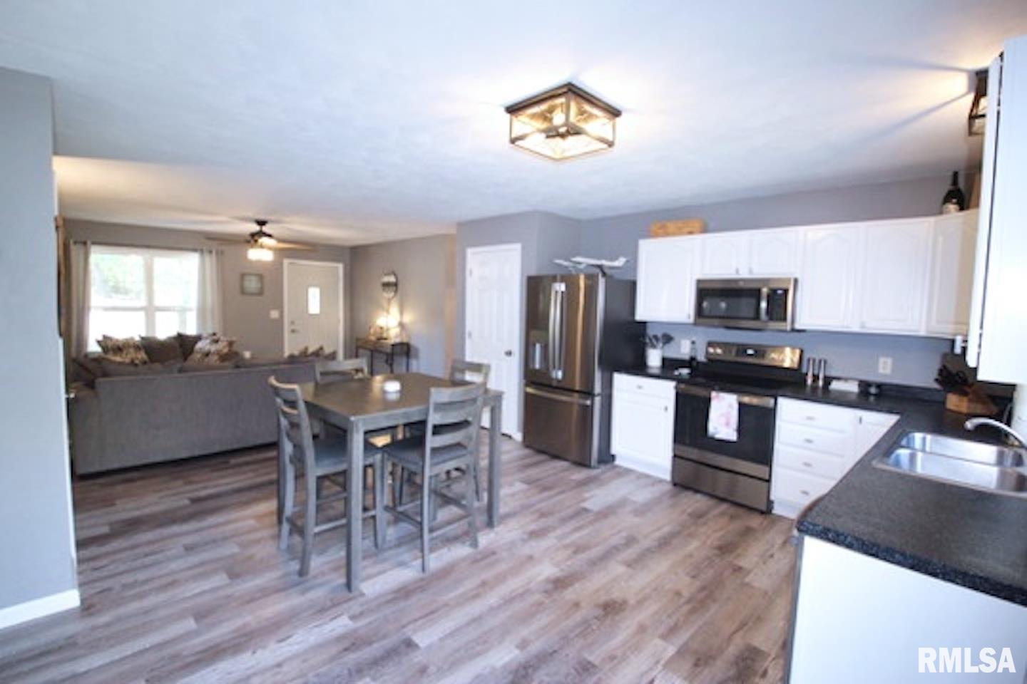 1453 Lakeview Road North Dahinda, IL 61428 - Photo 8 of 42 Gallery Image 8