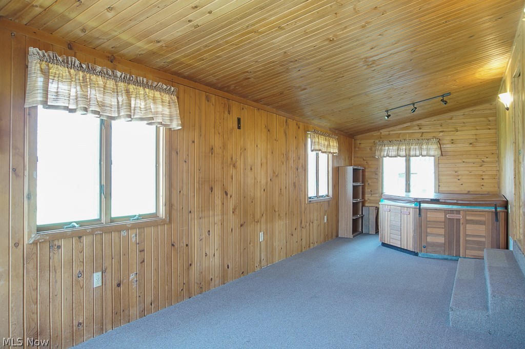37360 Capel Road Grafton, OH 44044 - Photo 7 of 34 Gallery Image 7
