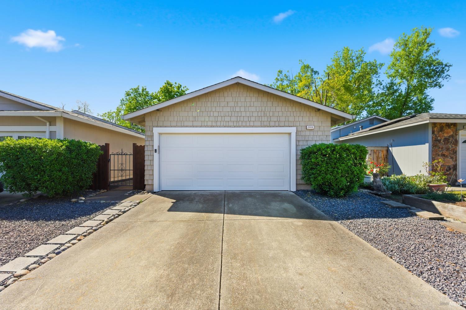 2446 Micawber Lane Santa Rosa, CA 95401 - Photo 3 of 34