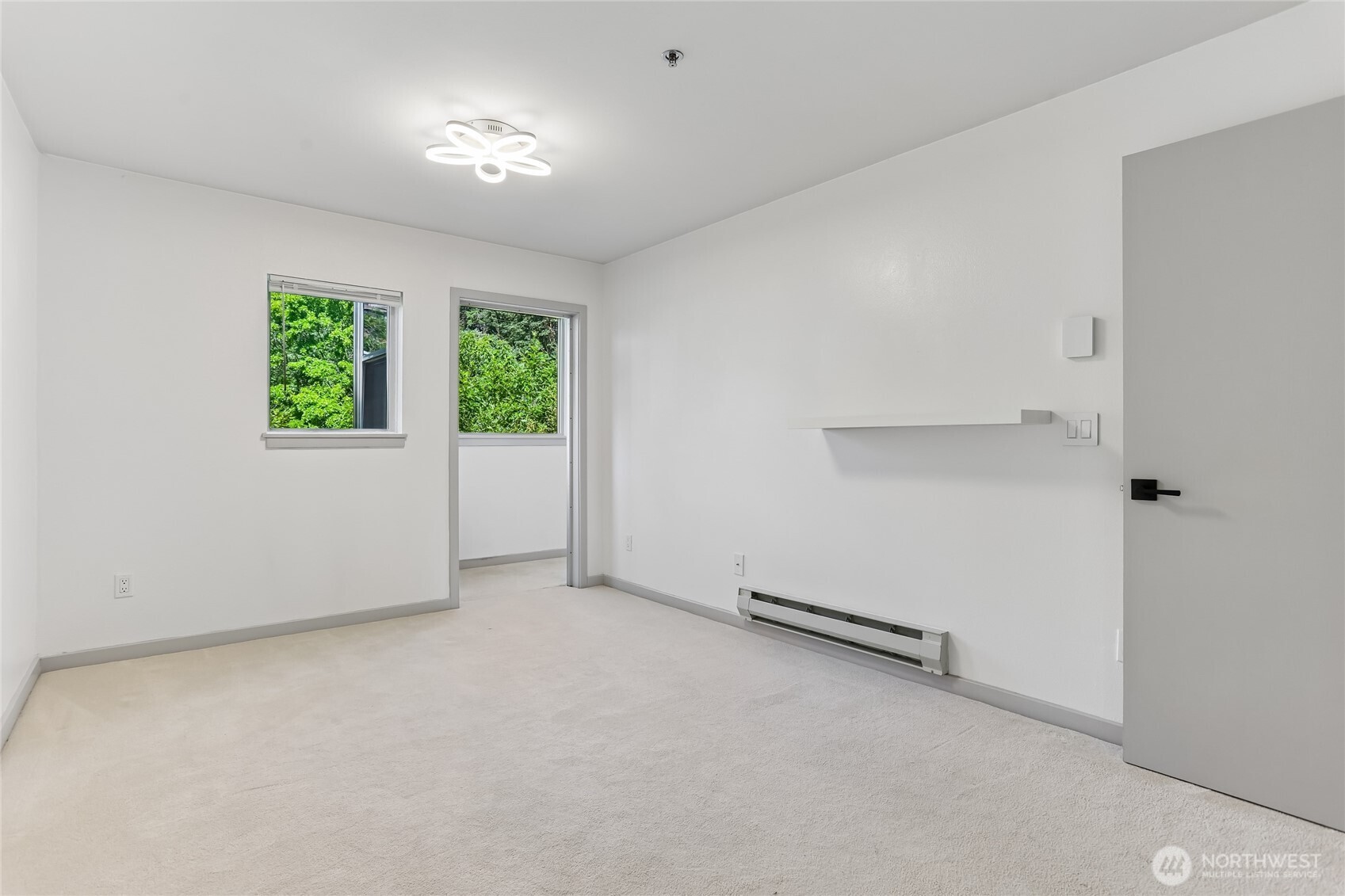 701 Galer Street, Unit 813 Seattle, WA 98109 - Photo 24 of 40