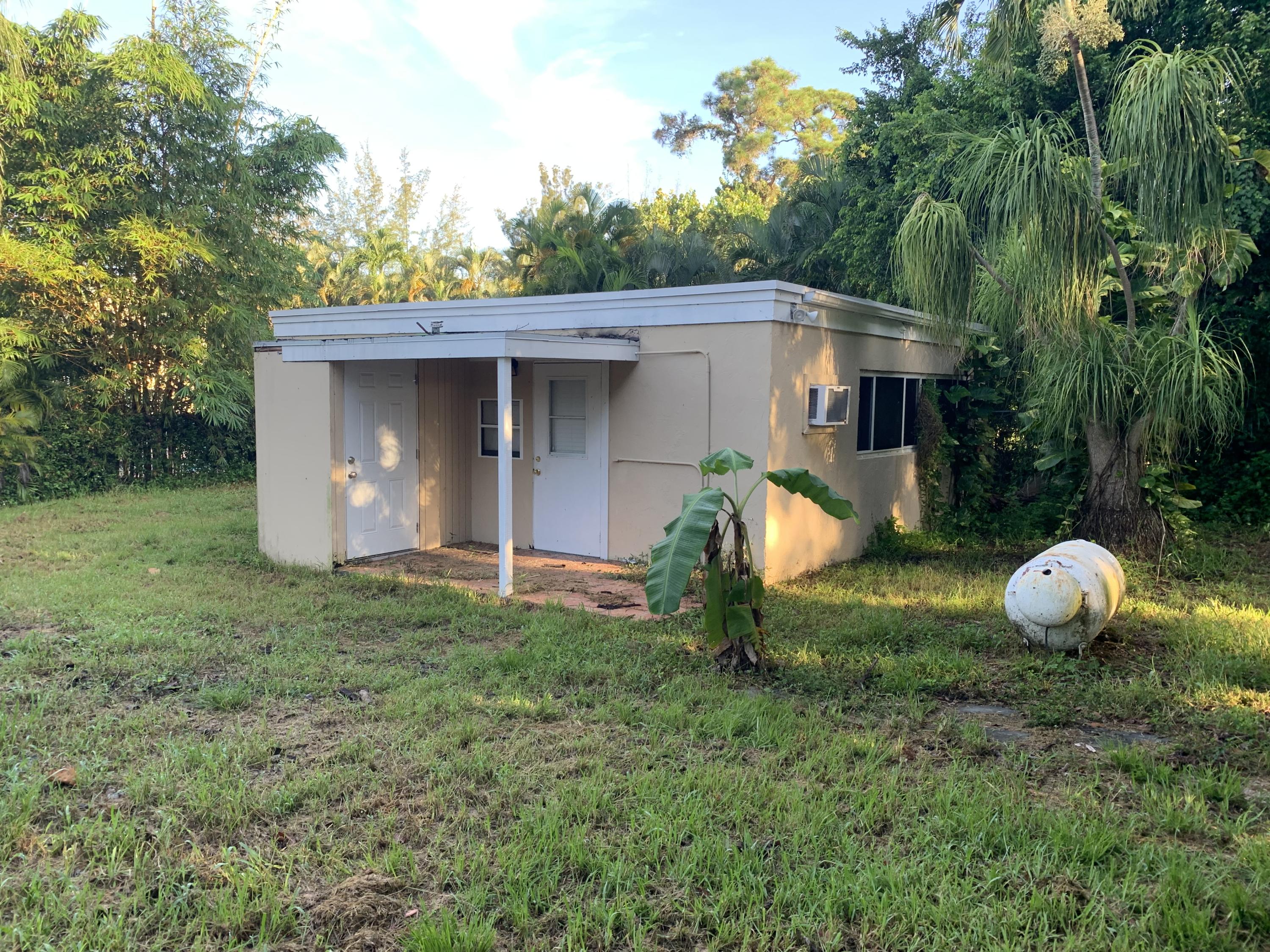 6787 High Ridge Road Lake Worth, FL 33462 - Photo 3 of 29 IMG_1392