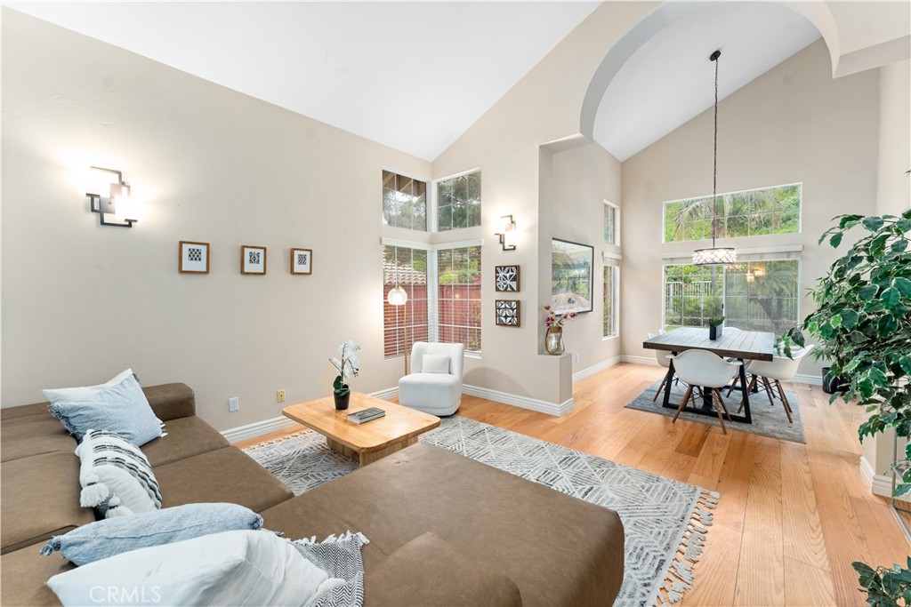 1535 San Almada Road Corona, CA 92882 - Photo 4 of 42