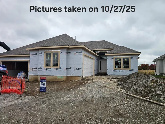 $565,600 | 11595 South Millridge Street, Olathe, KS 66061