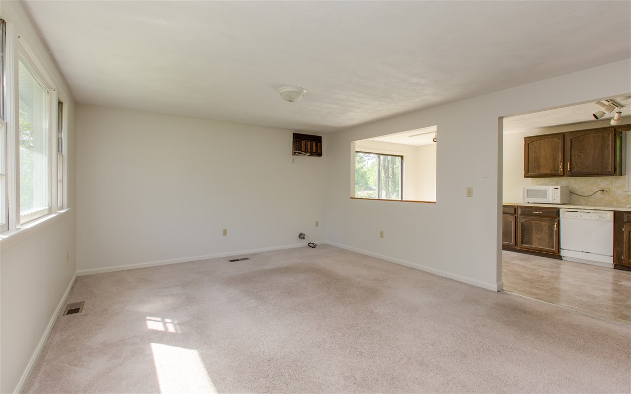 32 Gail Road Merrimack, NH 03054 - Photo 11 of 35