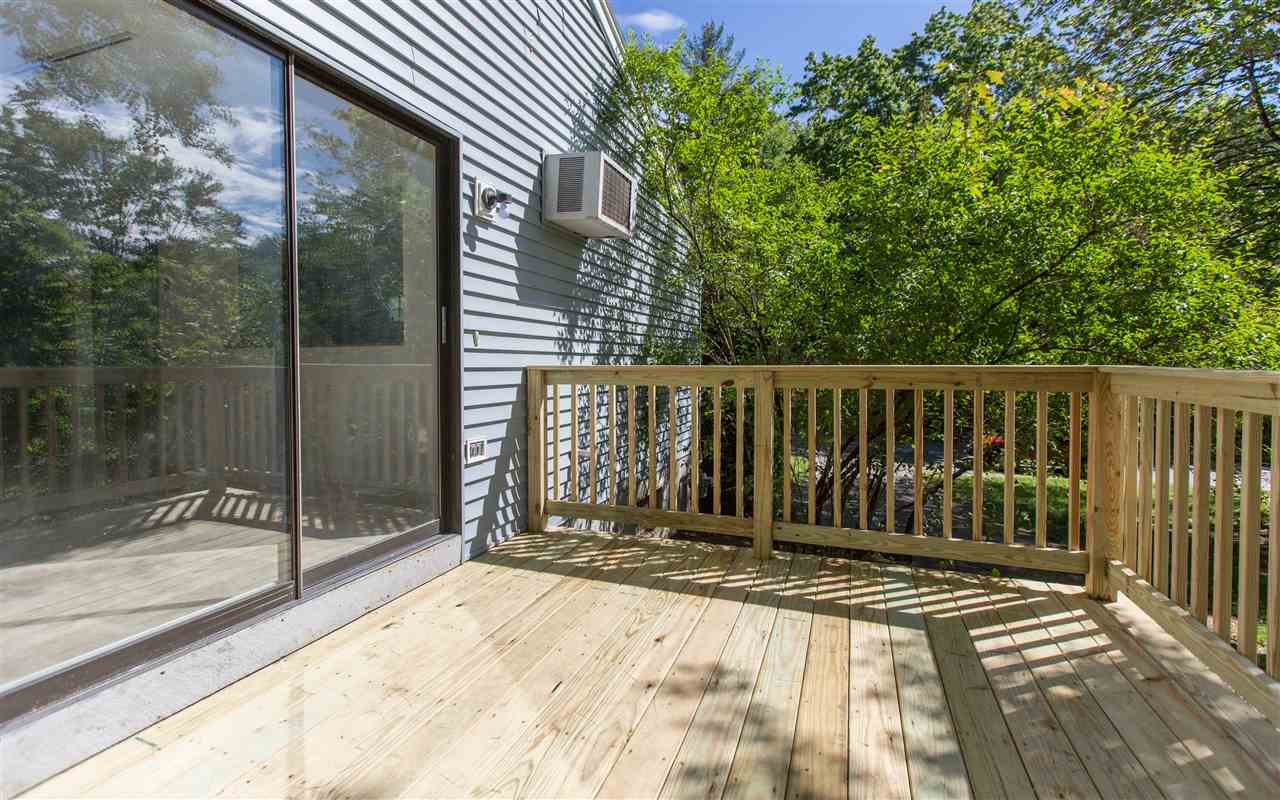 32 Gail Road Merrimack, NH 03054 - Photo 4 of 35