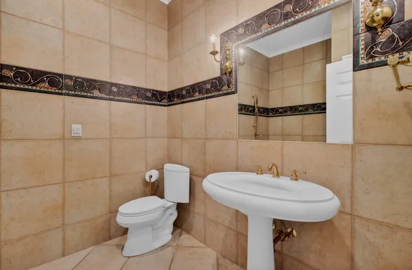 $1,250,000 | 113 Tea Farm Road, Summerville, SC 29483