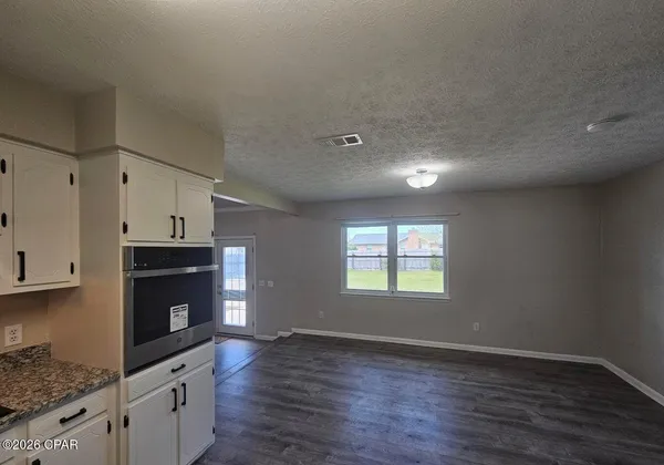 $2,150 | 618 Gabriel Street, Panama City, FL 32405