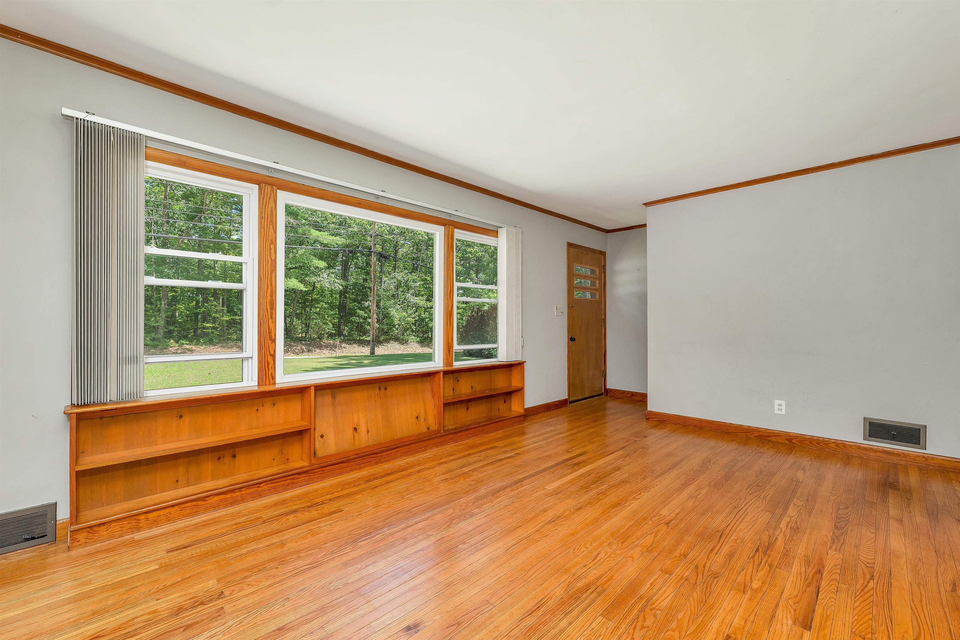 108 River Road Bow, NH 03304 - Photo 23 of 43