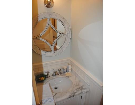 6 Durant Road Wellesley, MA 02482 - Photo 16 of 27