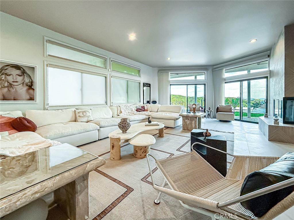 130 Dapplegray Road Bell Canyon, CA 91307 - Photo 28 of 73 Family Room