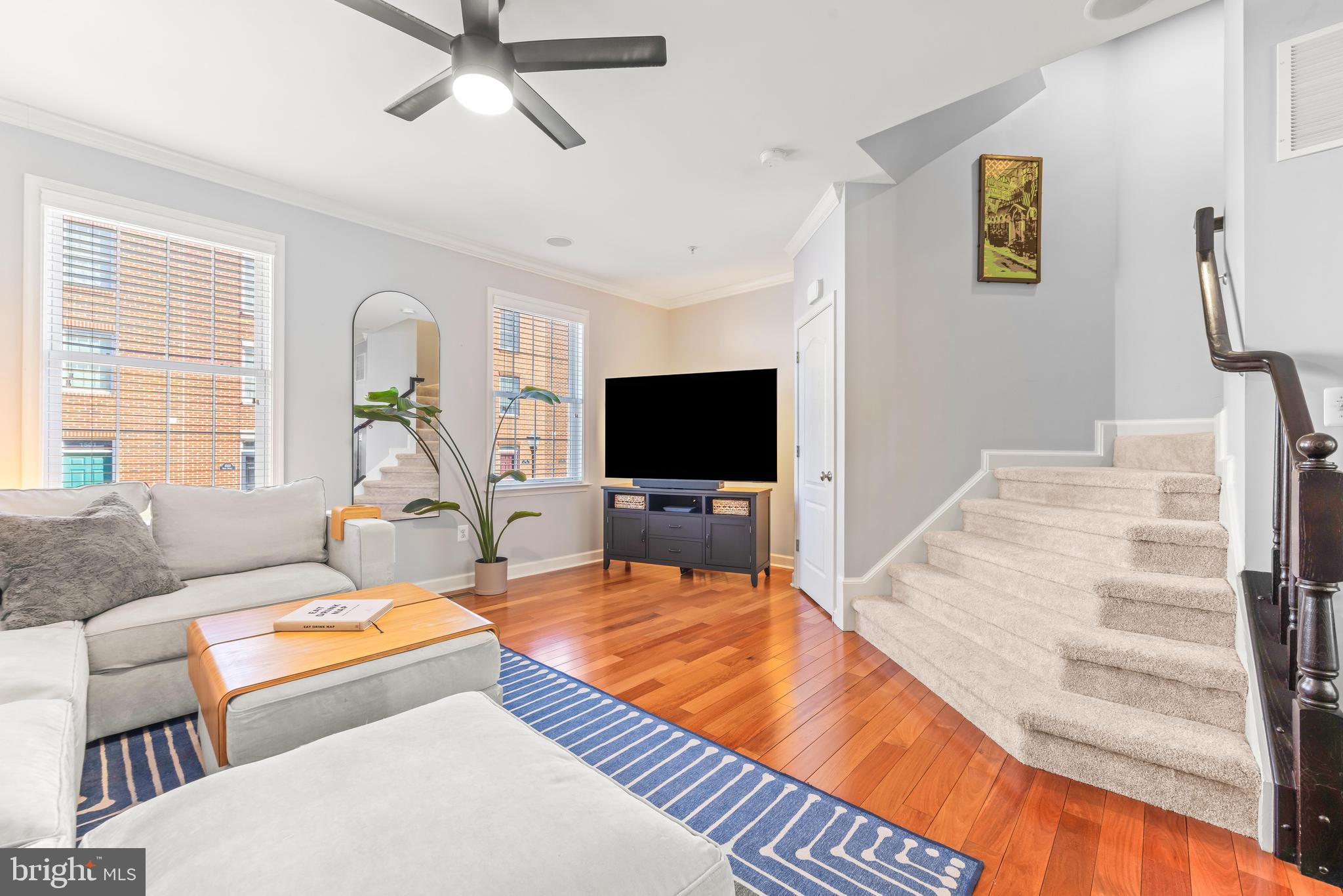 1502 Stack Street Baltimore, MD 21230 - Photo 5 of 46 Living room