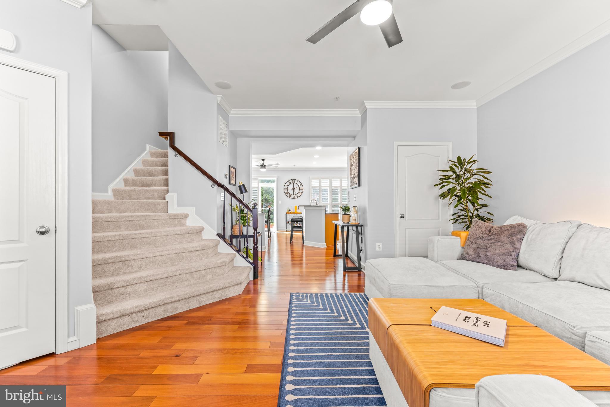 1502 Stack Street Baltimore, MD 21230 - Photo 6 of 46 Living room