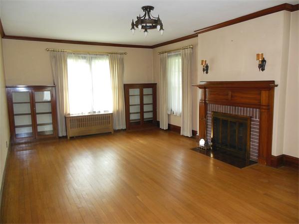 210 Atwater Road Springfield, MA 01107 - Photo 16 of 30 Gallery Image 16