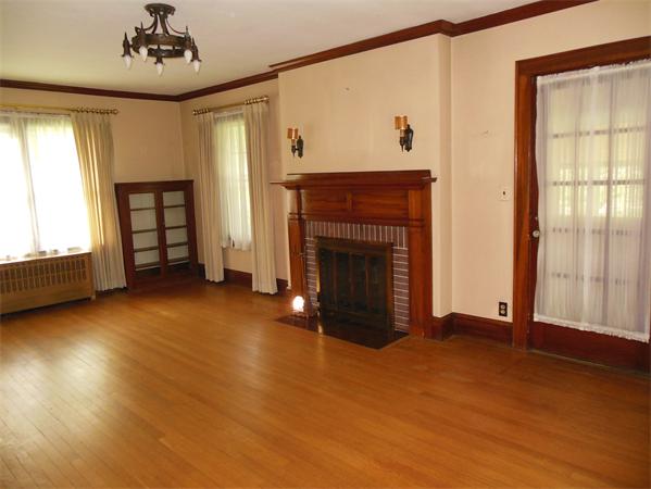210 Atwater Road Springfield, MA 01107 - Photo 19 of 30 Gallery Image 19