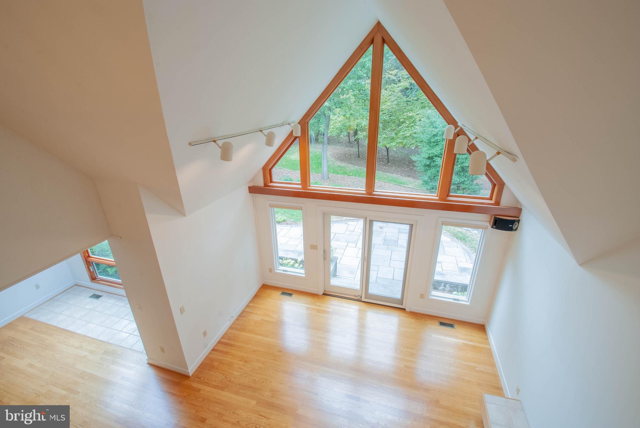 3672 Thomas Point Road Annapolis, MD 21403 - Photo 34 of 57 view towards the great room from upper level