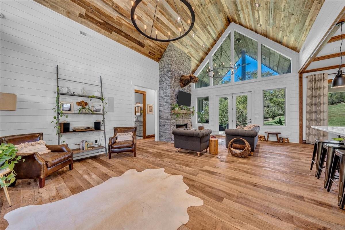 317 Little Creek Road Pleasant Shade, TN 37145 - Photo 11 of 88