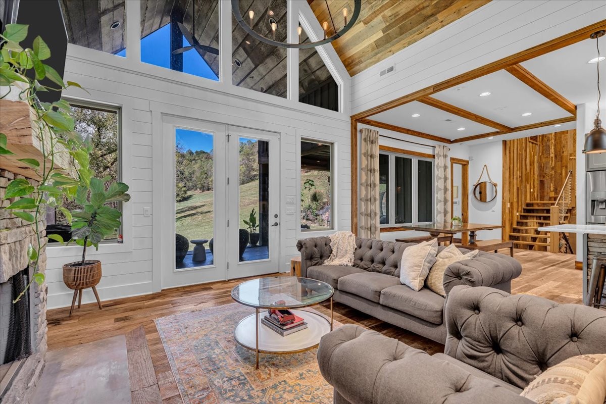 317 Little Creek Road Pleasant Shade, TN 37145 - Photo 13 of 88