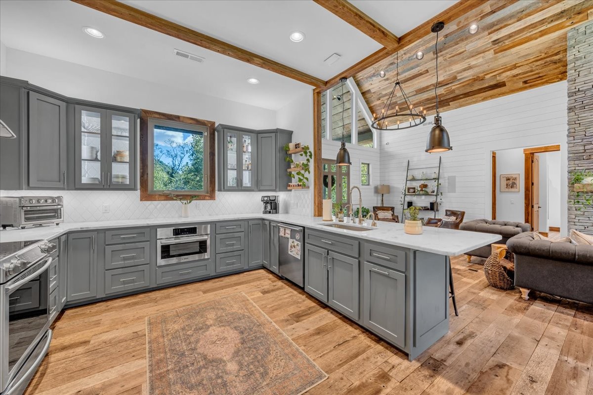 317 Little Creek Road Pleasant Shade, TN 37145 - Photo 23 of 88