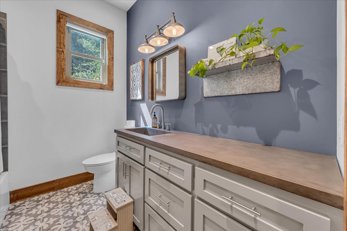 317 Little Creek Road Pleasant Shade, TN 37145 - Photo 39 of 88