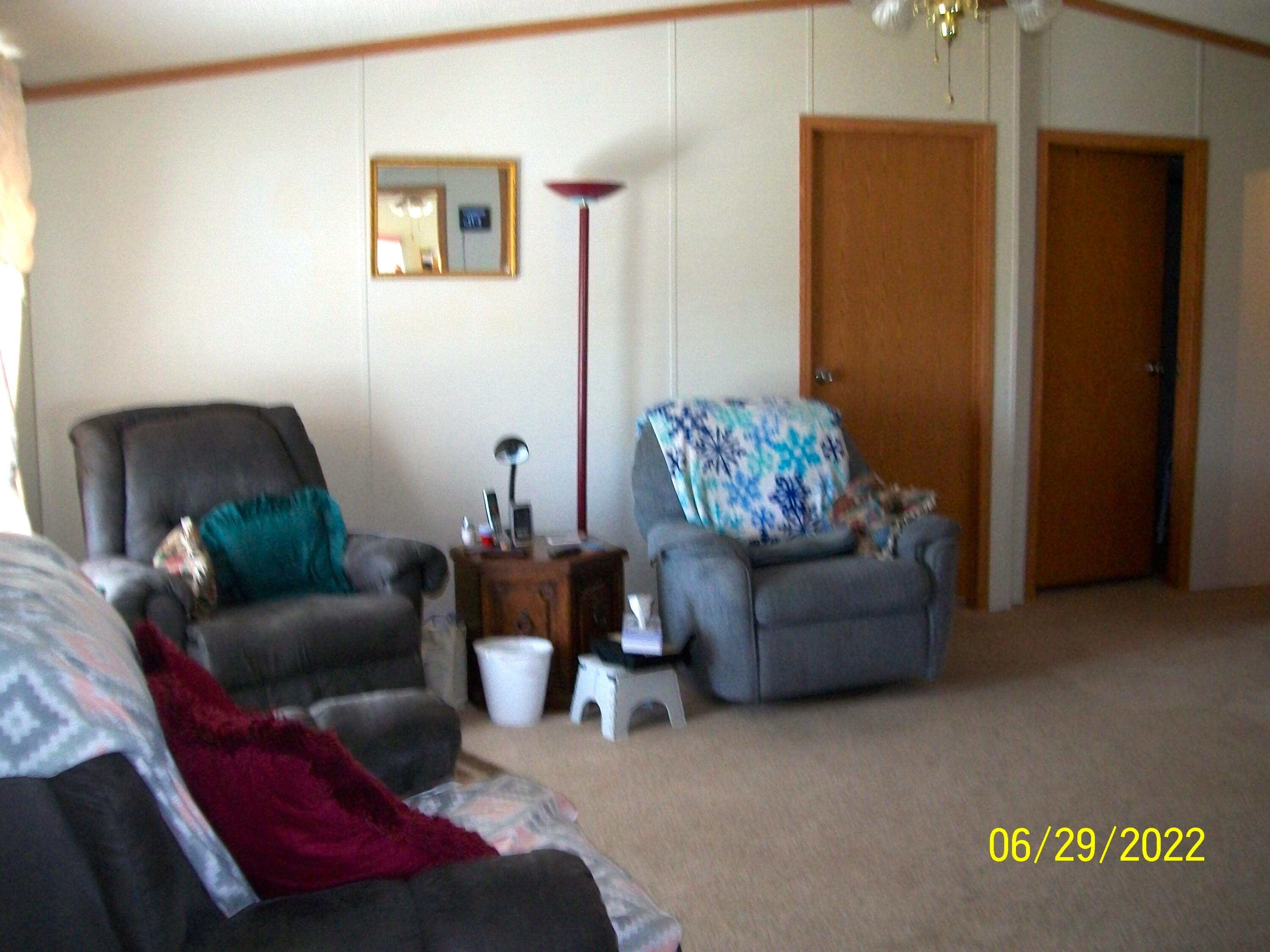 1900 Liberty Road Eubank, KY 42567 - Photo 5 of 54 100_6085