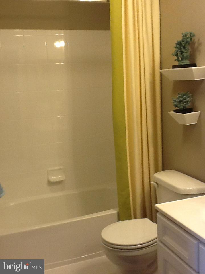 456 Oakton Road Odenton, MD 21113 - Photo 12 of 23 Baths are sparkling clean! Never used!