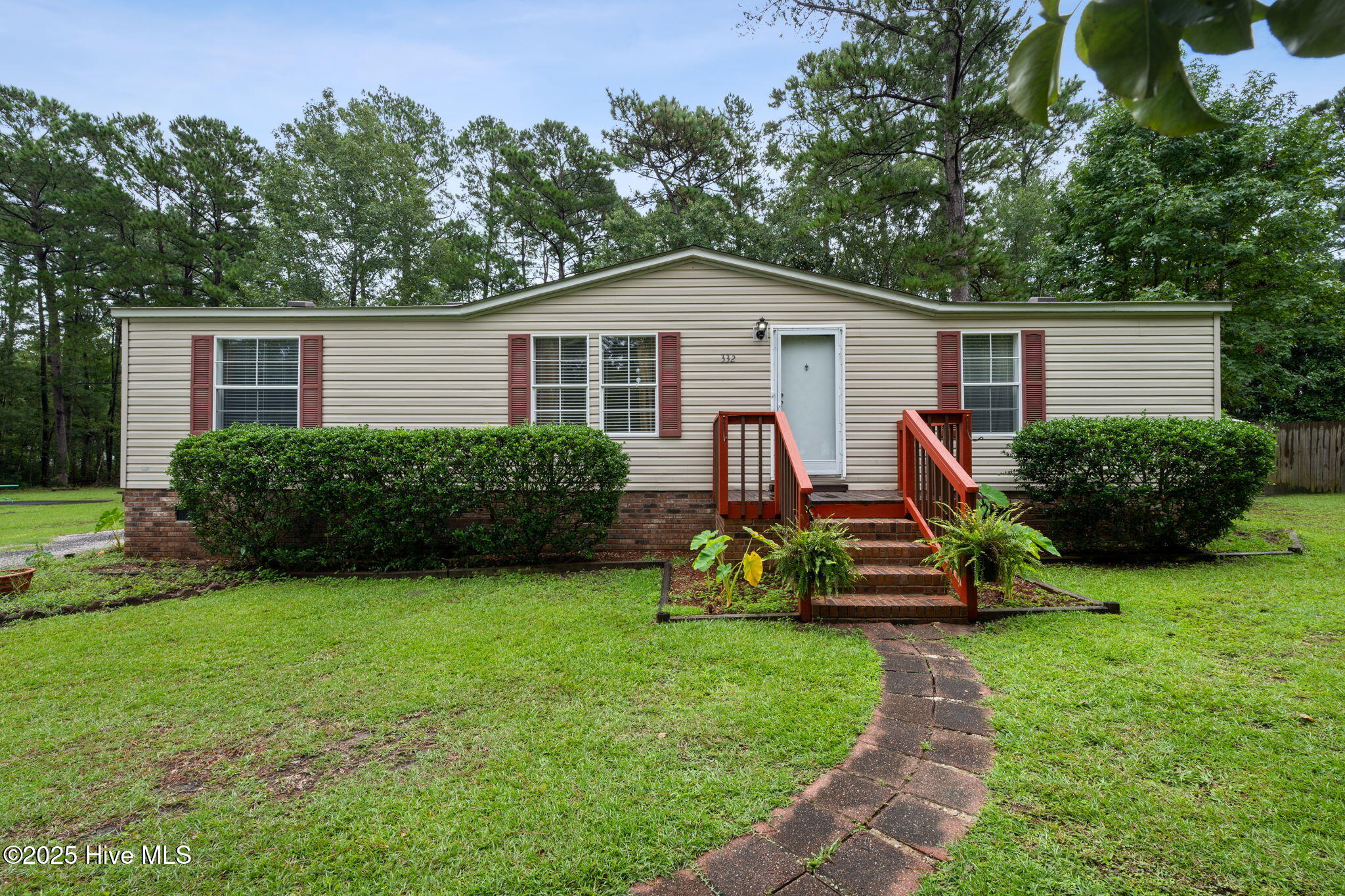 332 Ridgewood Drive Northwest Calabash, NC 28467 - Photo 1 of 25 1-web-or-mls-DSC_8683