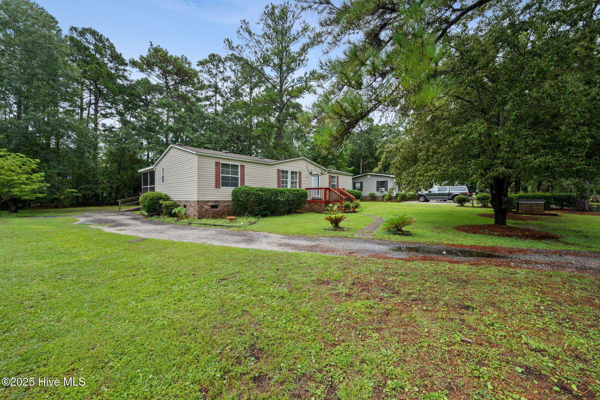 332 Ridgewood Drive Northwest Calabash, NC 28467 - Photo 3 of 25 2-web-or-mls-DSC_8689