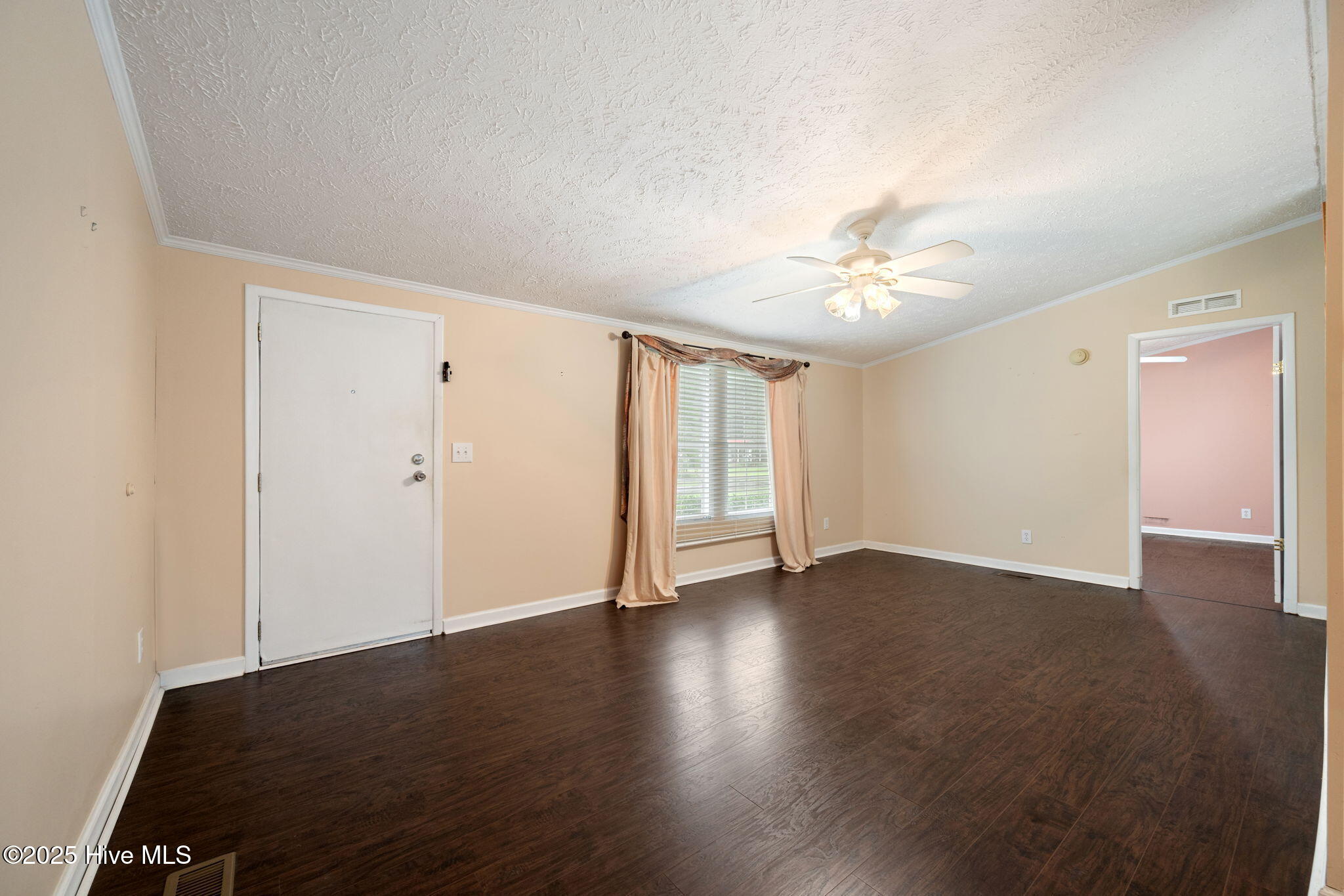 332 Ridgewood Drive Northwest Calabash, NC 28467 - Photo 7 of 25 8-web-or-mls-DSC_8592