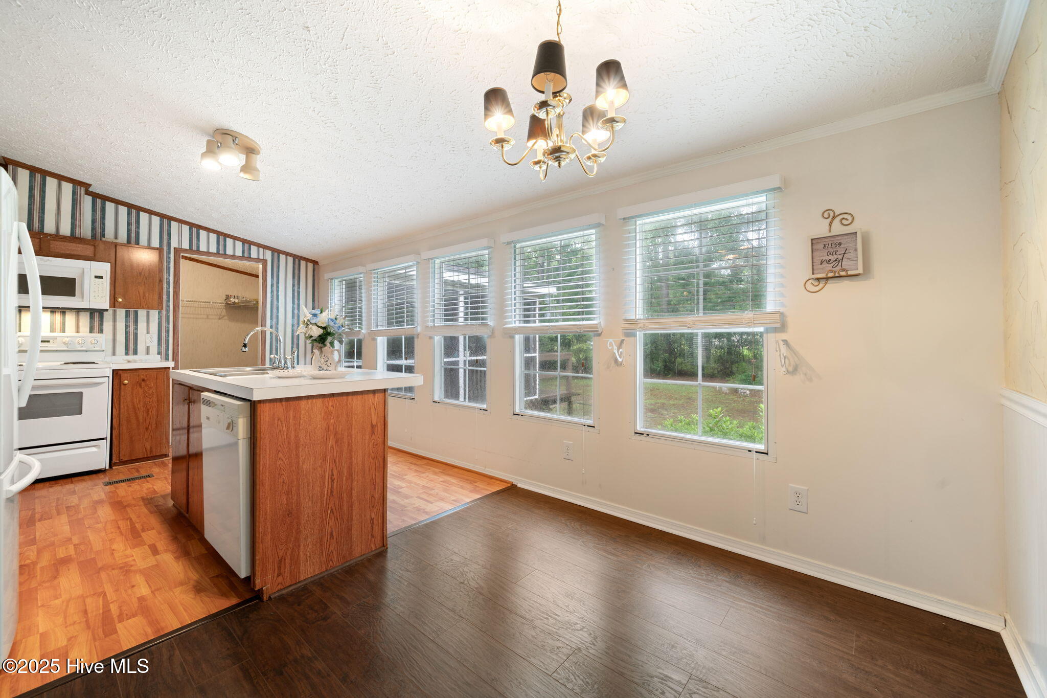 332 Ridgewood Drive Northwest Calabash, NC 28467 - Photo 9 of 25 9-web-or-mls-DSC_8601