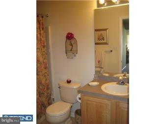 12 Chrissy Way Sicklerville, NJ 08081 - Photo 12 of 12 Bathroom