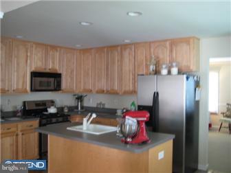 12 Chrissy Way Sicklerville, NJ 08081 - Photo 4 of 12 Kitchen