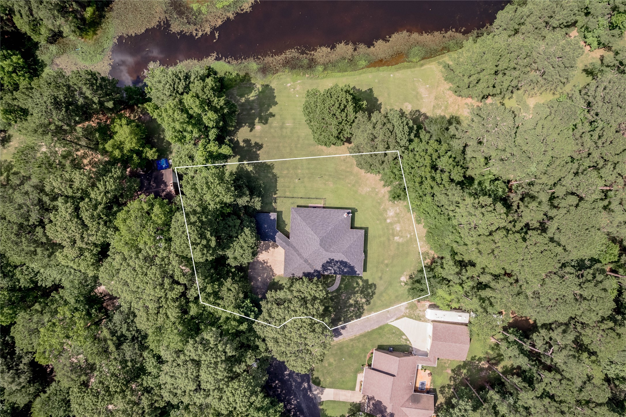 184 Birch Street Trinity, TX 75862 - Photo 2 of 44