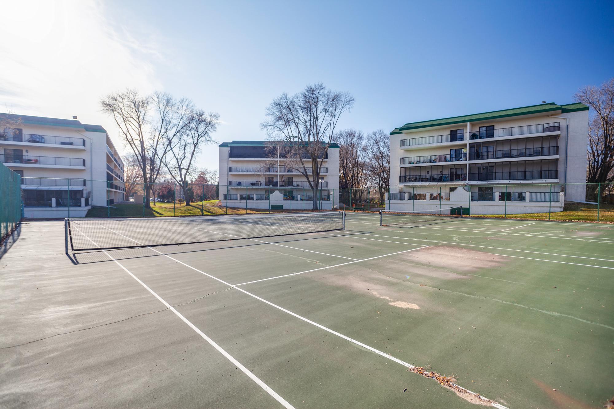 10401 Cedar Lk Road South, Unit 215 Hopkins, MN 55305 - Photo 16 of 19