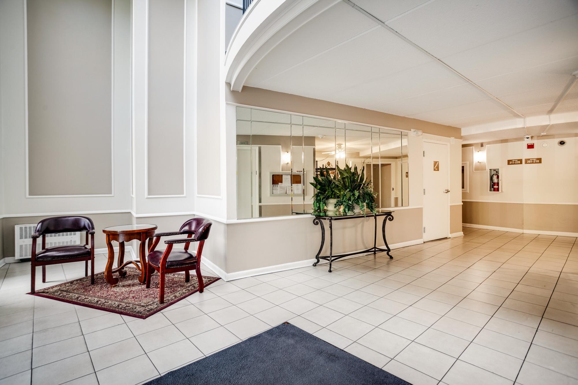 10401 Cedar Lk Road South, Unit 215 Hopkins, MN 55305 - Photo 17 of 19