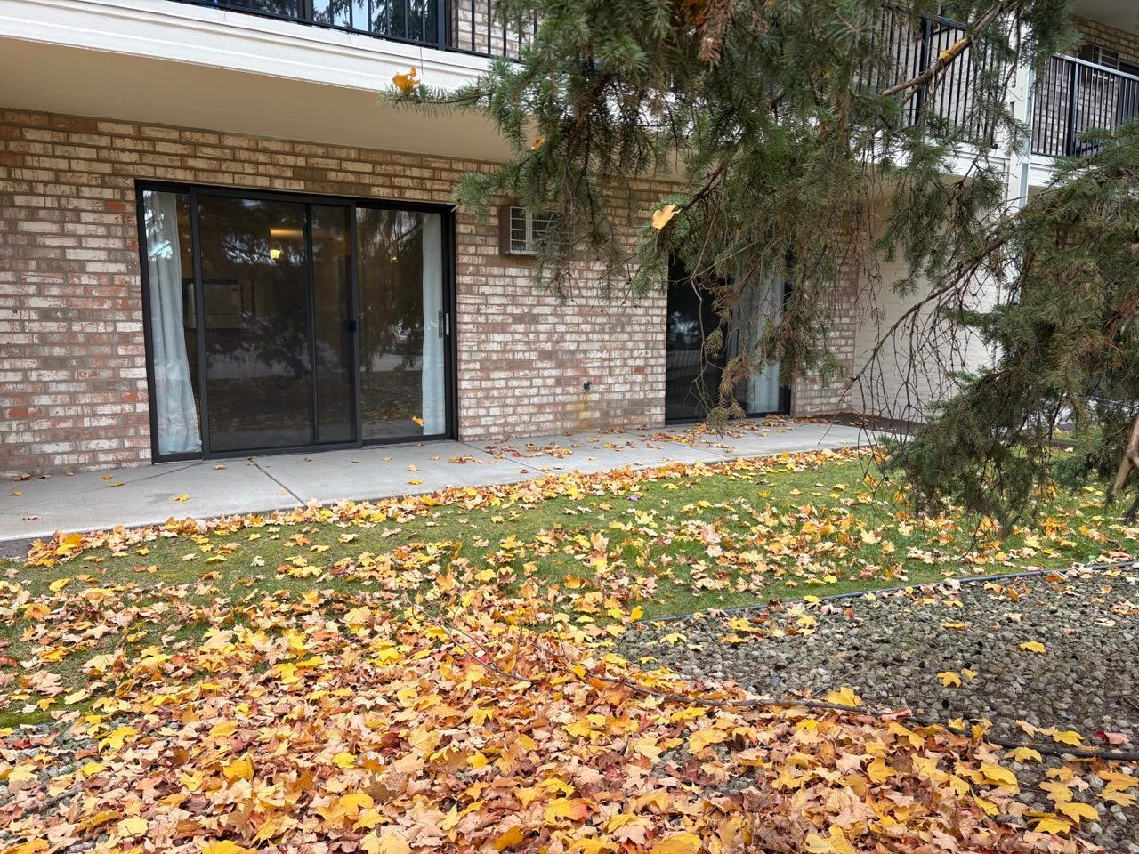 10401 Cedar Lk Road South, Unit 215 Hopkins, MN 55305 - Photo 2 of 19