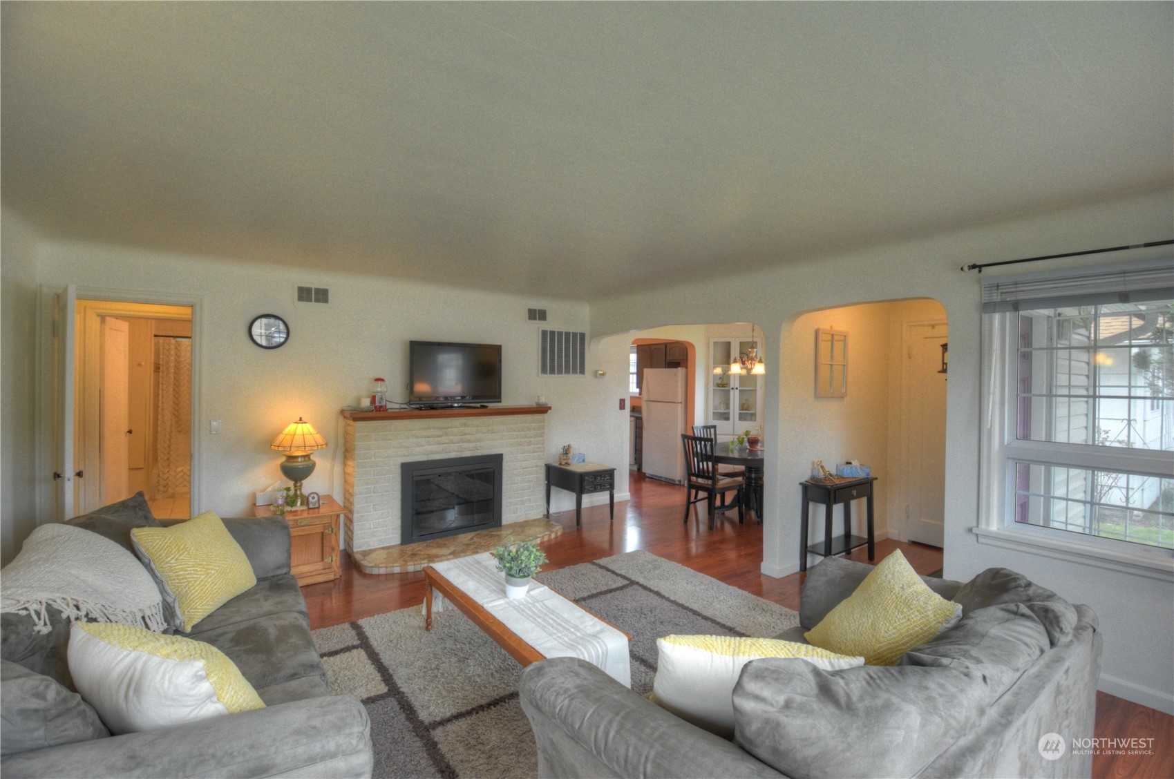 755 Southwest Cascade Avenue Chehalis, WA 98532 - Photo 4 of 37 Gallery Image 4