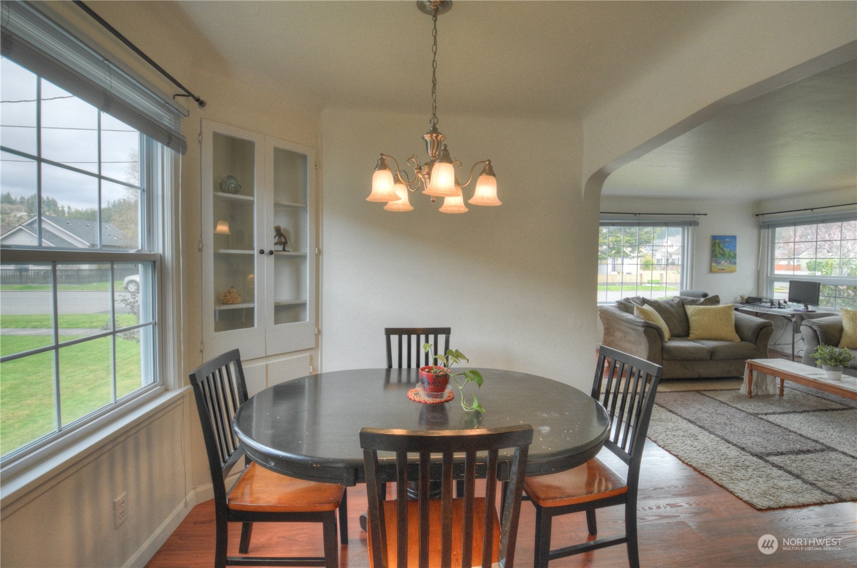 755 Southwest Cascade Avenue Chehalis, WA 98532 - Photo 10 of 37 Gallery Image 10
