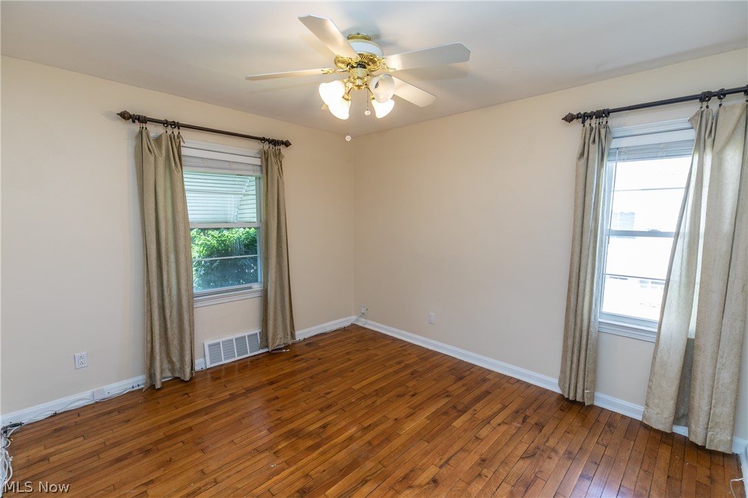 10814 Windham Road Parma, OH 44130 - Photo 9 of 32
