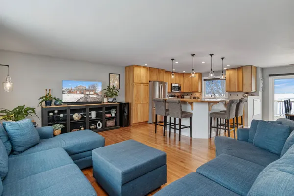 $1,200,000 | 4542 Maquam Shore Road, St. Albans Town, VT 05488