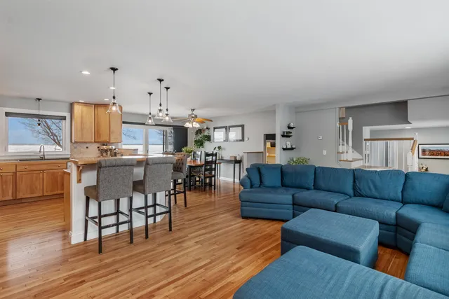 $1,200,000 | 4542 Maquam Shore Road, St. Albans Town, VT 05488