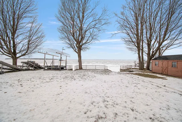 $1,200,000 | 4542 Maquam Shore Road, St. Albans Town, VT 05488