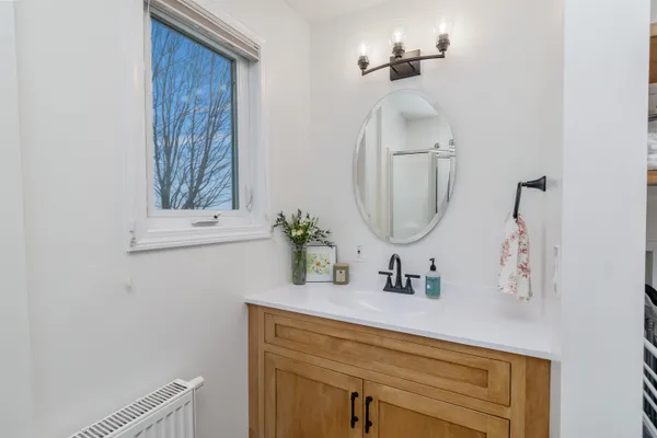 $1,200,000 | 4542 Maquam Shore Road, St. Albans Town, VT 05488