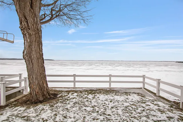 $1,200,000 | 4542 Maquam Shore Road, St. Albans Town, VT 05488