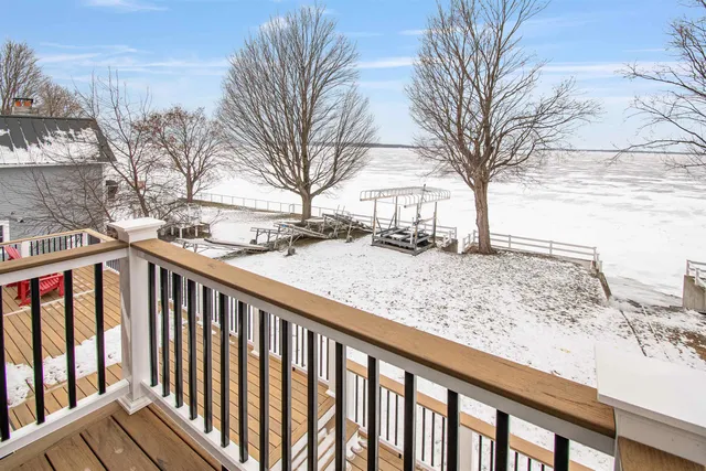 $1,200,000 | 4542 Maquam Shore Road, St. Albans Town, VT 05488