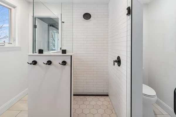 $1,200,000 | 4542 Maquam Shore Road, St. Albans Town, VT 05488