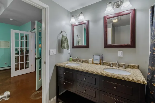 $1,200,000 | 4542 Maquam Shore Road, St. Albans Town, VT 05488