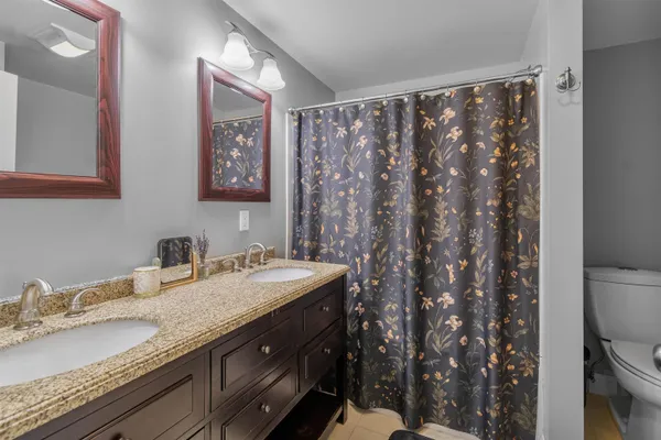 $1,200,000 | 4542 Maquam Shore Road, St. Albans Town, VT 05488