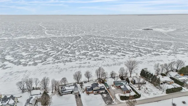 $1,200,000 | 4542 Maquam Shore Road, St. Albans Town, VT 05488