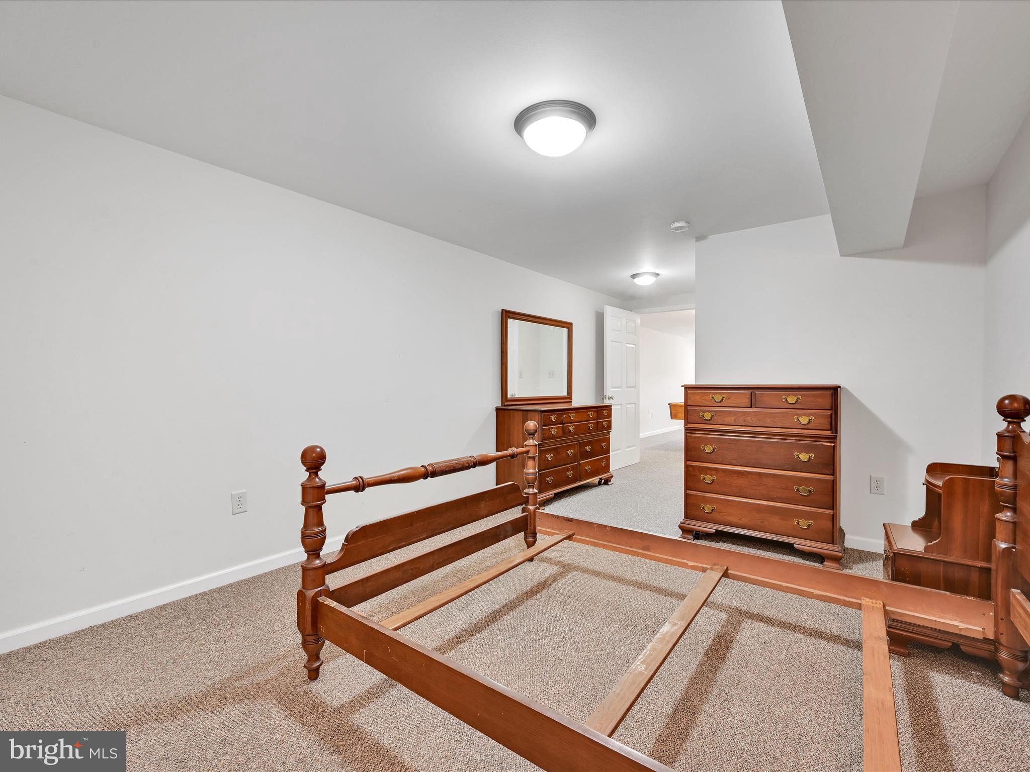20 Bomberger Road Lititz, PA 17543 - Photo 33 of 50 a room with gym equipment