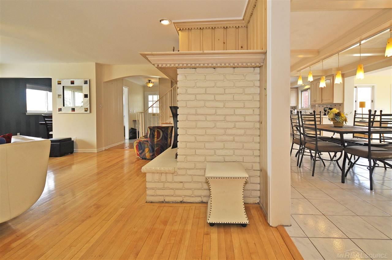 798 Middlesex Road Grosse Pointe Park, MI 48230 - Photo 10 of 36